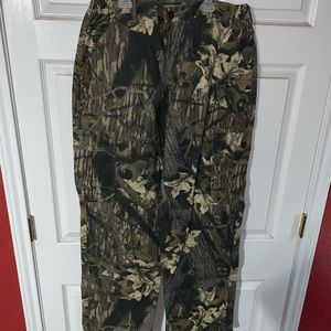 Mossy Oak cargo pants